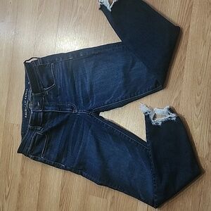 AMERICAN EAGLE HI-RISE JEGGING CROP